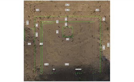 Descubren gran monumento enterrado en Petra