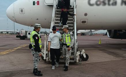 Hombre que intentó desviar avión de Volaris es trasladado a penal de Puente Grande, Jalisco; se recupera de lesión en la cintura