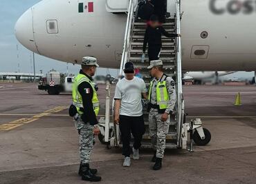 Sujeto que intentó desviar avión a EU alega amenaza de muerte; autoridad aeronáutica atendió emergencia