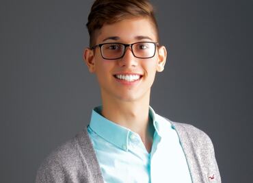 Universidad de Georgetown beca a alumno expulsado de su casa por homosexual