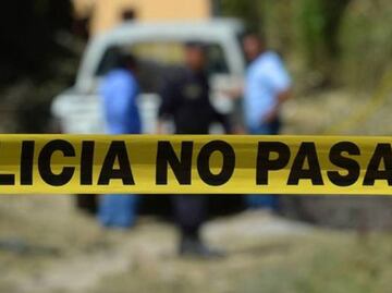 Asesinan a machetazos a un adulto mayor en Culiacán