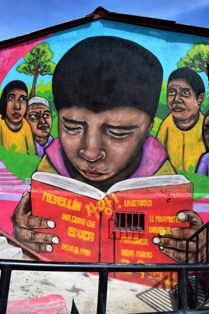Grafitour en Medellín: arte tras la guerra