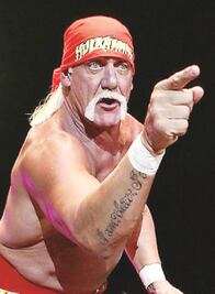 WWE le rescinde contrato a Hogan