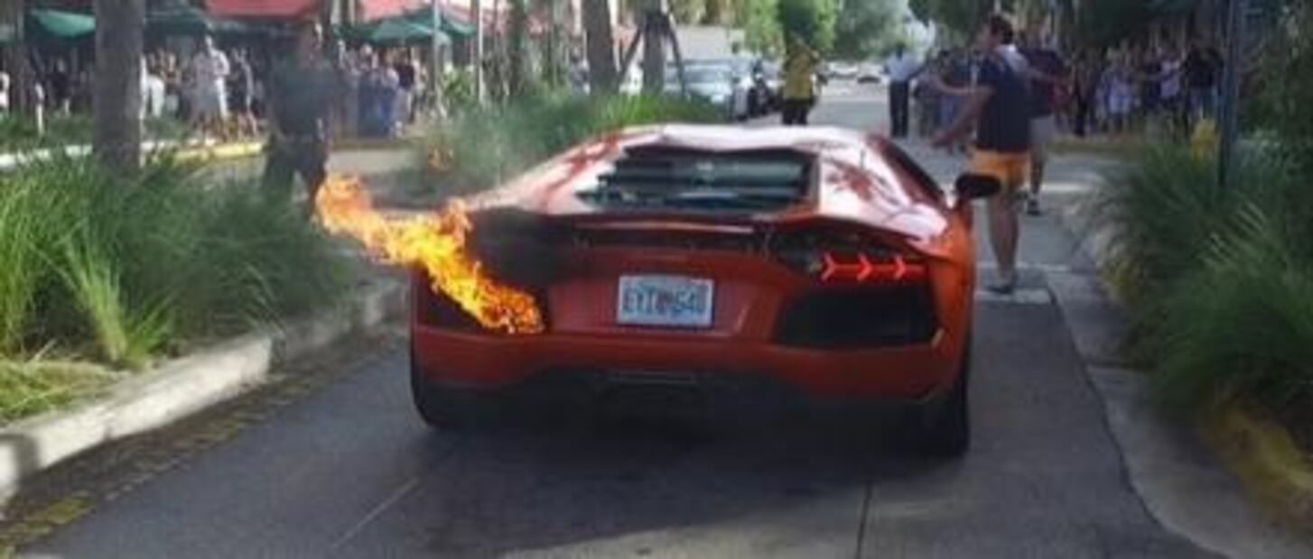 ¿Sabes qué hacer en caso de que tu auto se incendie? 