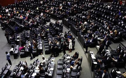 Con reclamos por incremento a pasaportes y museos, inicia debate de Ley Federal de Derechos