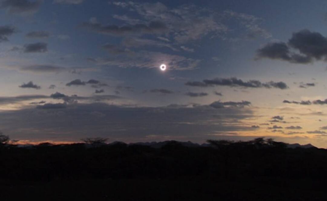 Un eclipse solar se produce cuando la Luna pasa de manera directa entre la Tierra y el Sol. Foto: 