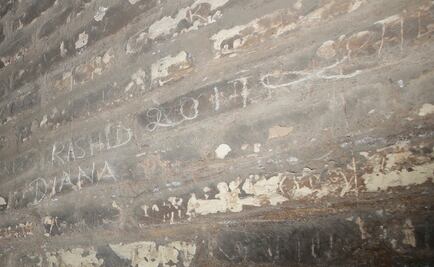 Turista hace pinta en Coliseo Romano