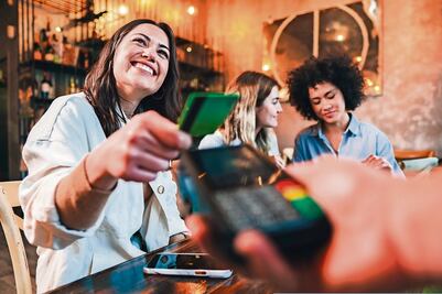 Bancos le meterán el acelerador a los pagos sin contacto