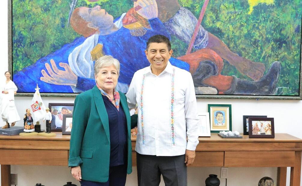 Secretaria de Medio Ambiente y Recursos Naturales, Alicia Bárcena y el gobernador de Oaxaca, Salomón Jara Cruz (3/10/2025). Foto: X (@salomonj)