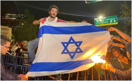 VIDEO: Manifestantes pro Palestina se manifiestan en embajada de Israel en México; derriban vallas de protección