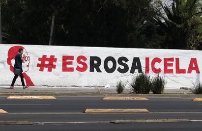 Y siguen apareciendo bardas de #EsRosaIcela