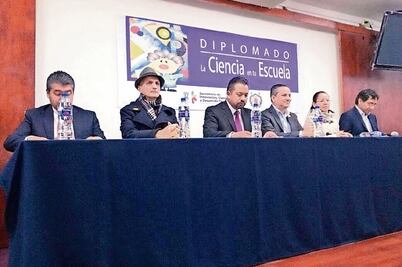 Buscan acercar a los estudiantes a la ciencia