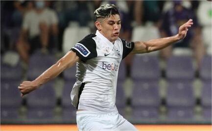 Gerardo Arteaga colabora con un pase para gol en la victoria del Genk