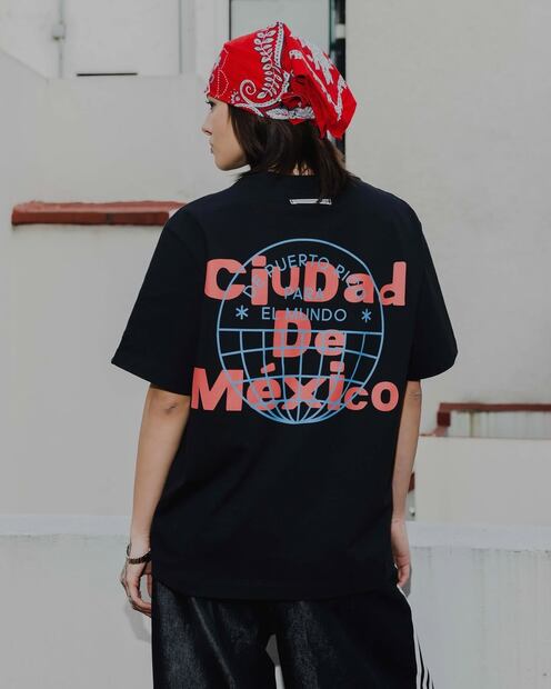 El bordado azul confirma que es una pieza oficial de la colaboración. Foto: Instagram @adidasmx