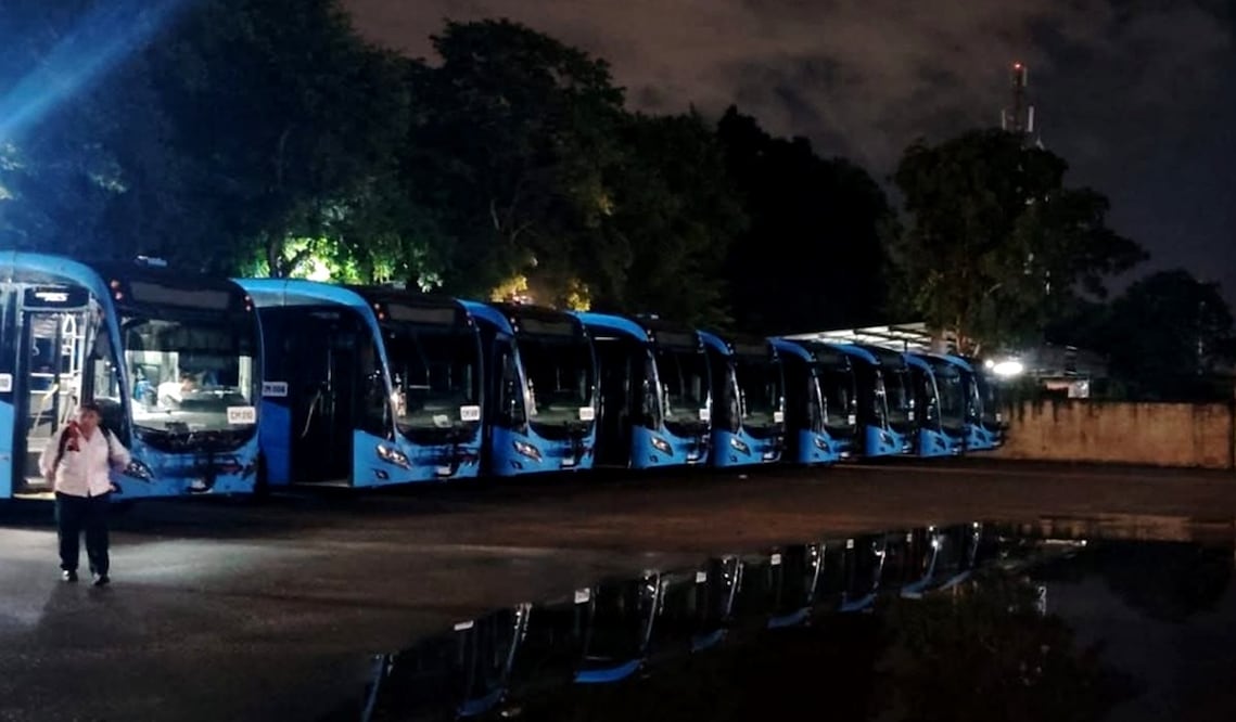 Operadores de la ruta “Circuito Metropolitano” decidieron parar labores en protesta porque no se les pagó su salario. Foto: especial