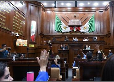 Congreso de Aguascalientes reduce a 6 semanas el plazo para la interrupción voluntaria del embarazo; feministas protestan