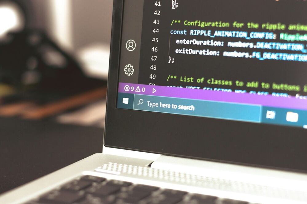 Estas son las búsquedas que debes de evitar para no ser víctima de un ciberataque. Foto: Unsplash