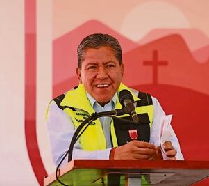 Organiza góber Monreal fiesta “sencillita” para su hija