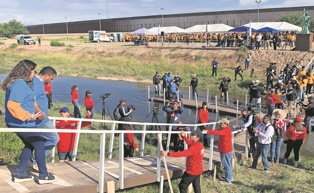 En punto de las 10 de la mañana, a la mitad del río Bravo, la frontera entre Ciudad Juárez y El Paso, Texas se abrió para que más de 300 familias se unieran en el evento Abrazos No Muros.