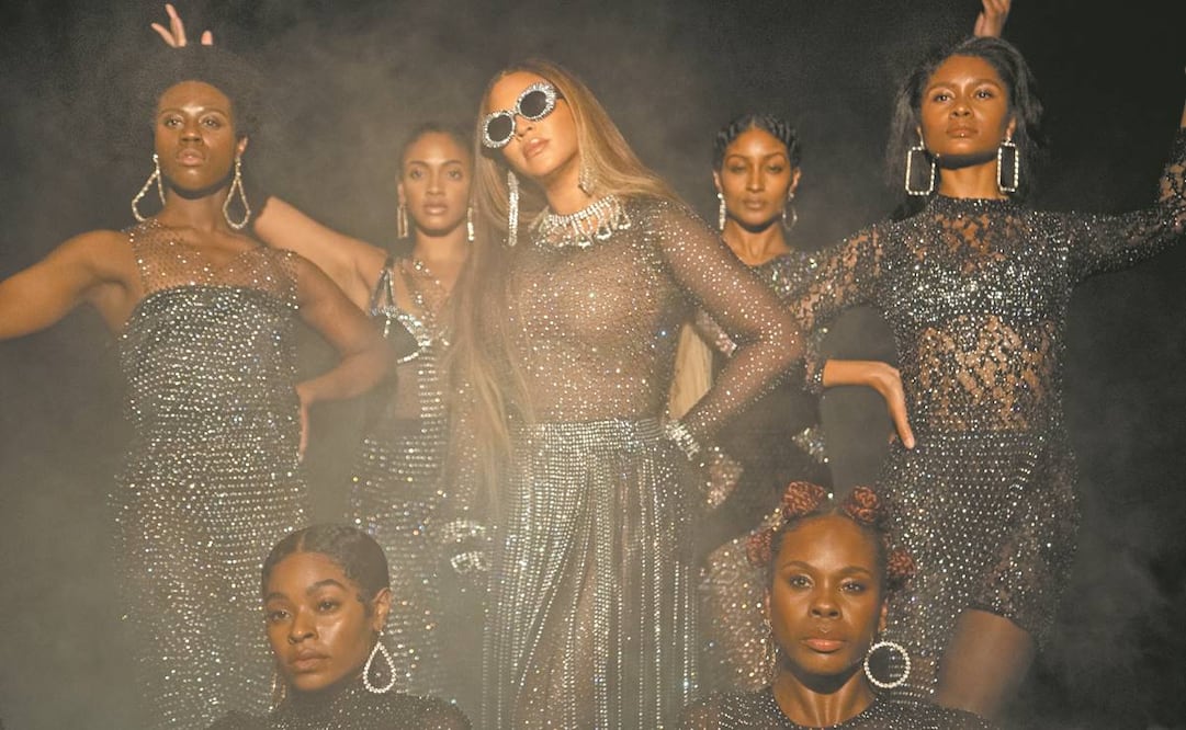Beyoncé sale al lado de otras artistas de color en el video, que aparece en Black is king. Foto: DISNEY