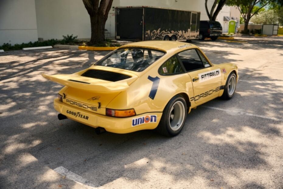 El Porsche de Escobar, a subasta