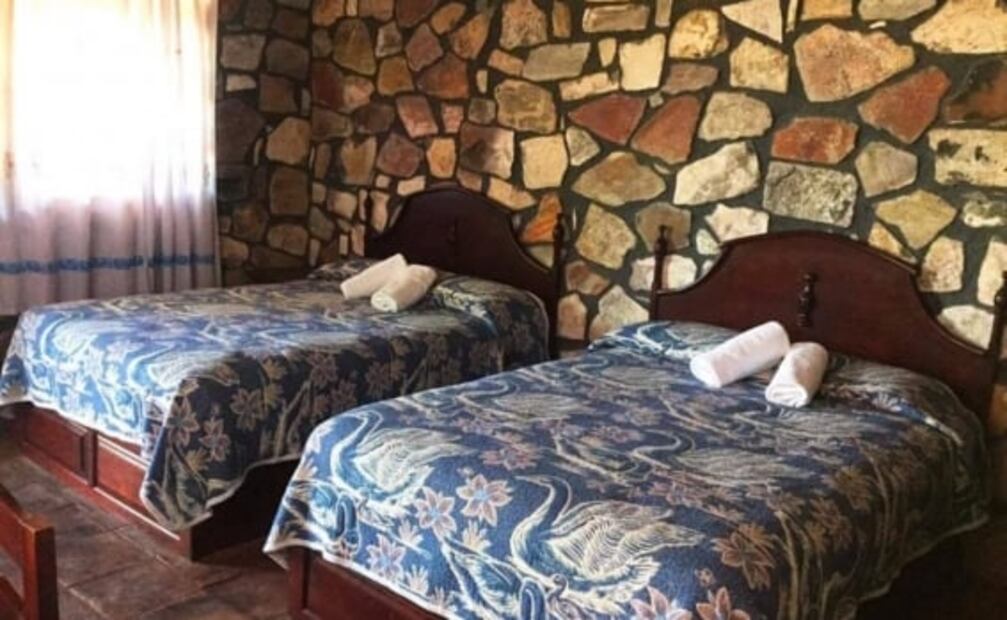 Las Cuevitas, un balneario con aguas termales y cavernas