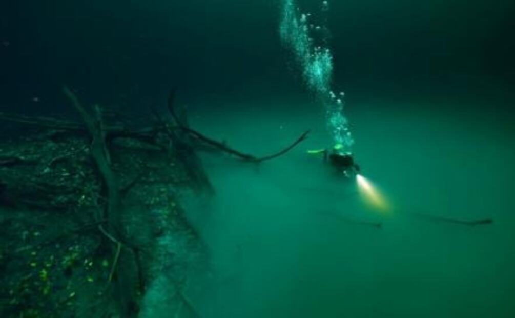Cenote Angelita: el misterioso río subterráneo de Tulum