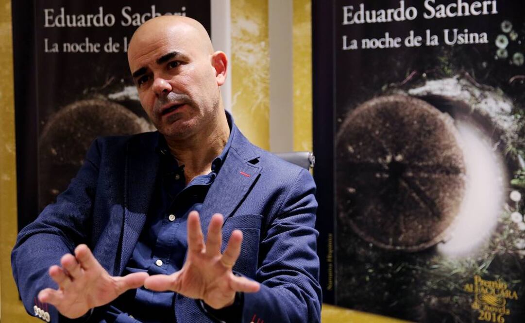 En "La noche de la Usina", Sacheri retorna también a la localidad ficticia de O'Connor que creó para su anterior novela "Ardoz y la verdad". FOTO: Leonardo Muñoz/EFE.