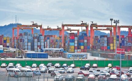 Estiman normalizar operaciones en puerto de Manzanillo en una semana; quejas contra militares afectan operación