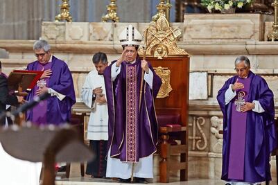 Rivera Carrera pide orar por su sucesor