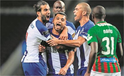 ‘Tecatito’ Corona y el Porto, campeones en Portugal