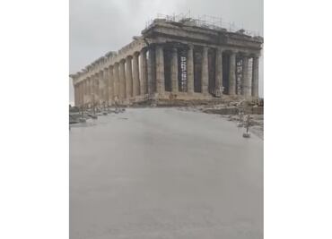 Lluvias causan inundaciones en la Acrópolis de Atenas; culpan a nuevas modificaciones arquitectónicas