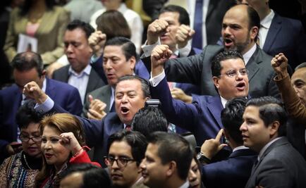 Instalan Mesa Directiva en San Lázaro entre abucheos