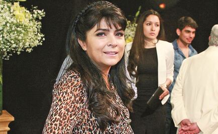 Victoria Ruffo pone a sus fans de pretexto