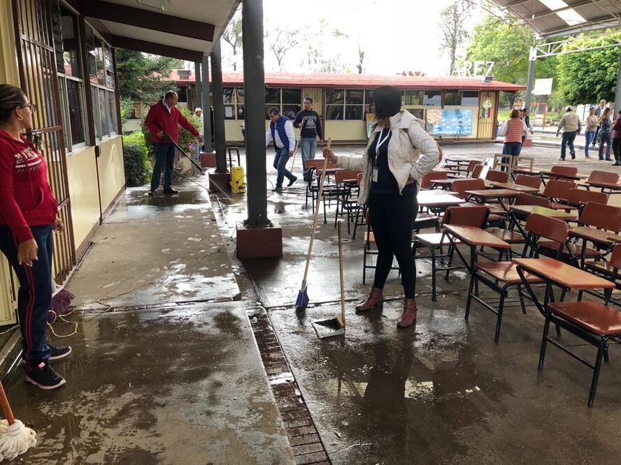 En Morelia no se han reanudado clases en los planteles afectados ya que se encuentran en labores de limpieza Foto: Especial