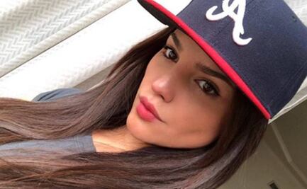 Eiza González presume su pequeña cintura