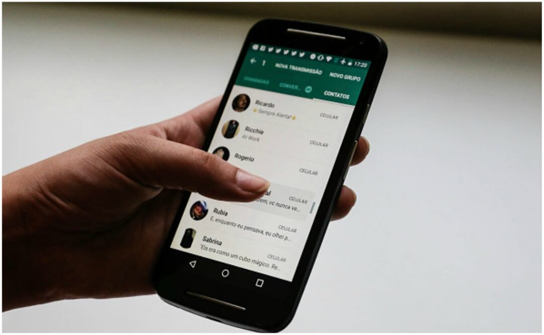 La víctima debe responder tres simple preguntas, en menos de 5 minutos, y también recibe lo que parecieran ser algunos mensajes de otras personas que aparentemente han ganado los premios.