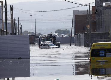Fuertes lluvias provocan muerte de una mujer en Guadalajara; hay 2 desaparecidos y más de 300 casas afectadas