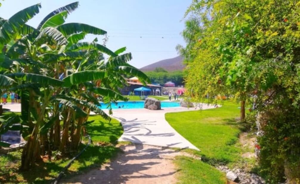 Las Cuevitas, un balneario con aguas termales y cavernas