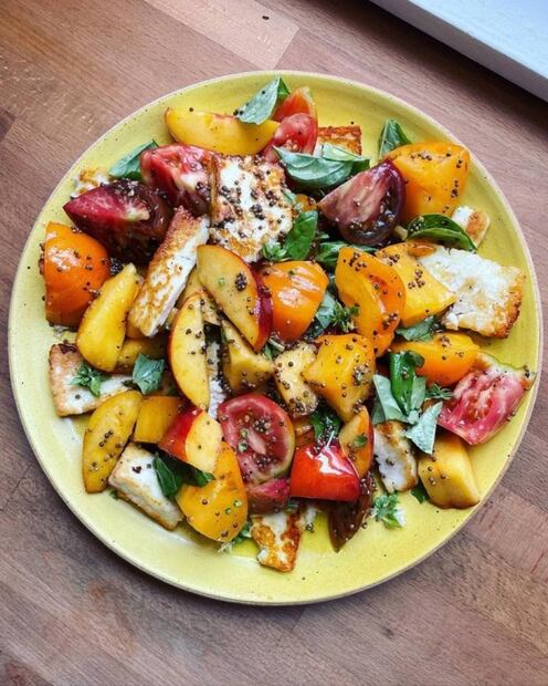 ¿Verde o rojo? Ensaladas con tomate y jitomate que puedes preparar para el #LunesSinCarne