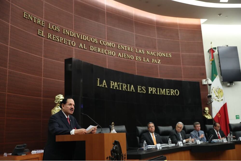 El Licenciado Juan Francisco Ealy Ortiz, Presidente Ejecutivo y del Consejo de Administración de EL UNIVERSAL, durante la inauguración del Taller Avanzado de Oratoria 2018. Foto: Lucía Godínez