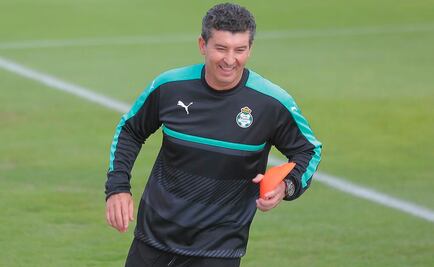 “Chepo” sorprende en Santos