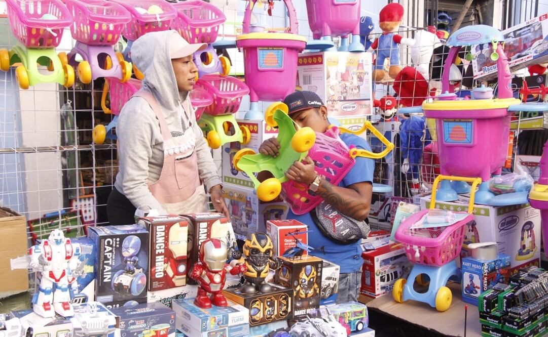 Venta de juguetes en Puebla. Foto: Omar Contreras/ EL UNIVERSAL