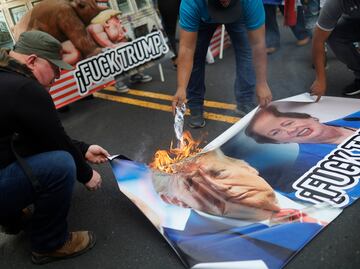 “Deja el canal”, panameños protestan contra Donald Trump frente a embajada de EU; queman su retrato