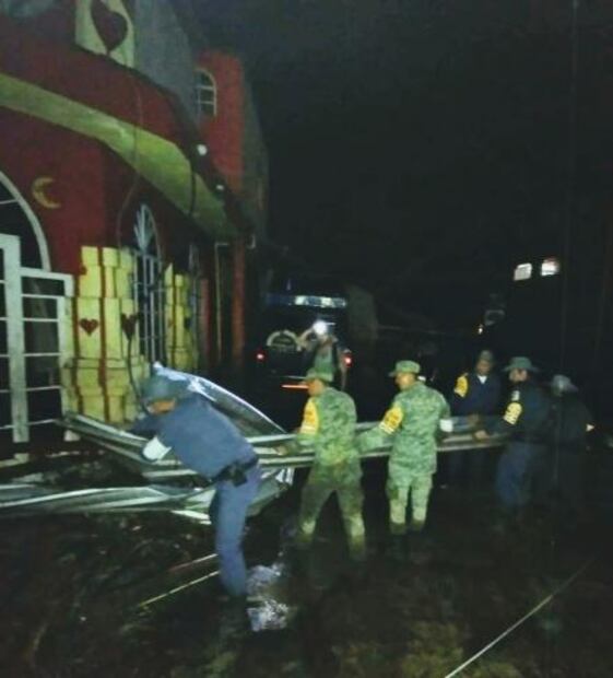 Sedena aplica Plan DNIII E por desbordamiento de río en Michoacán