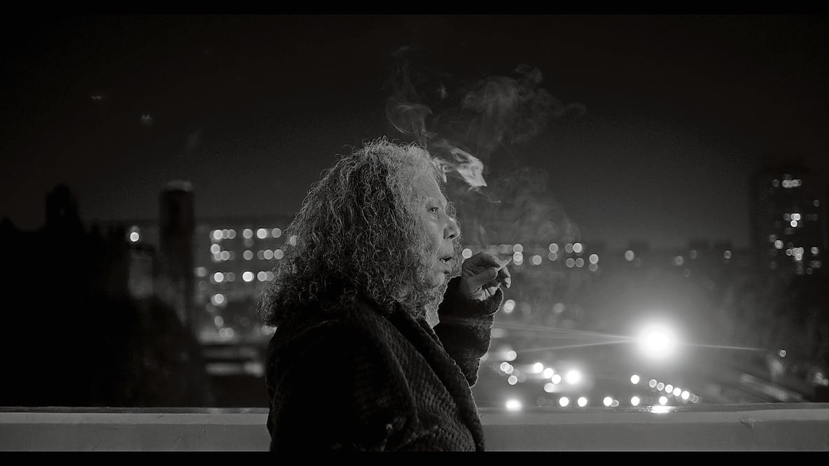 Interpreta a Socorro, una mujer cáustica que, al final, encuentra su paz. Foto. de Varios Lobos