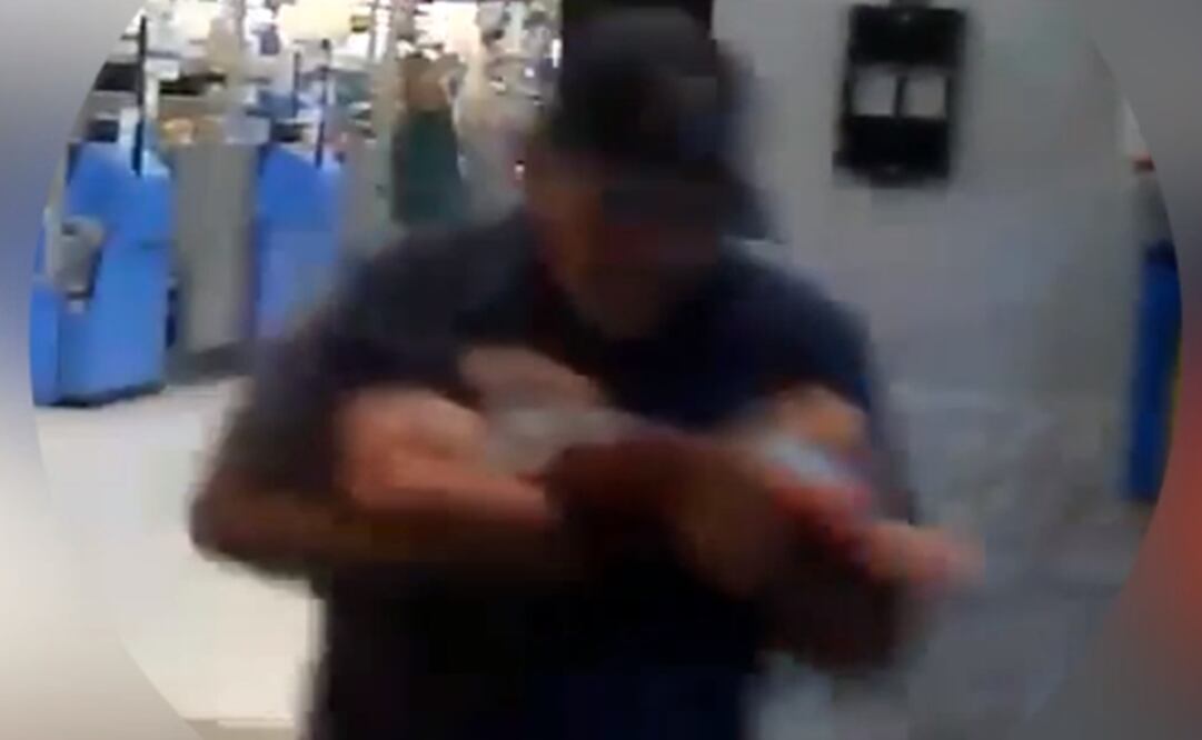 Las imágenes mostraron a un hombre llevando al pequeño a un lugar seguro, pero su identidad era un misterio hasta hace poco. Foto: El Paso Times