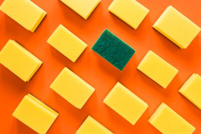 Para qué sirve cortar las esquinas del estropajo para lavar trastes