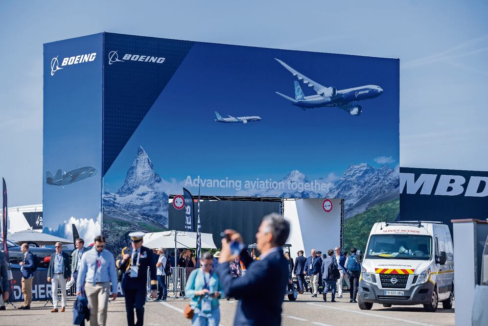 Ayer se abrió el salón internacional de aeronáutica de Le Bourget, Francia. Foto: Christophe Petit Tesson / EFE
