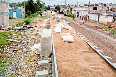 Roban trigo en un nuevo ataque a tren en Puebla